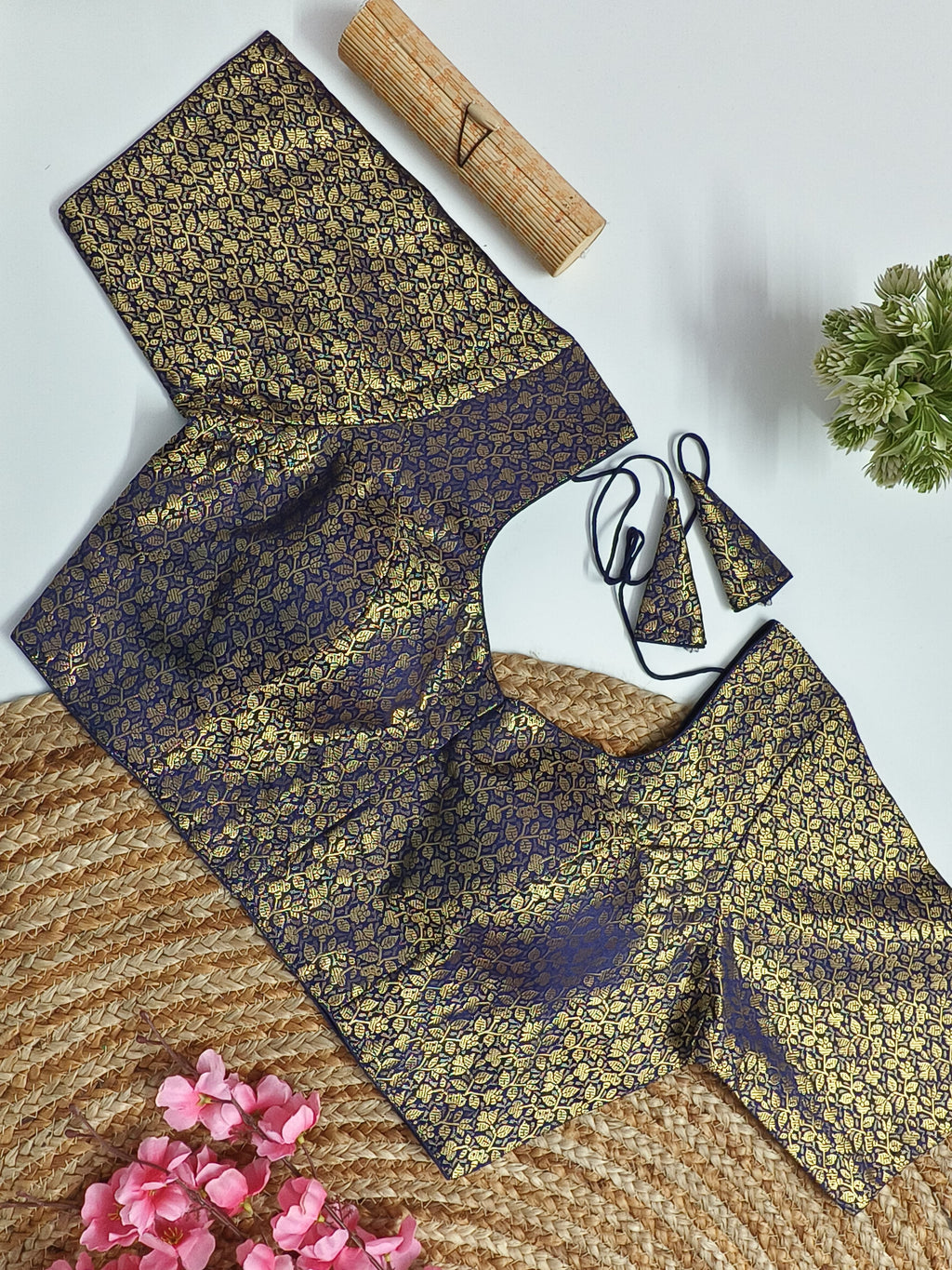 XXL Brocade Blouse