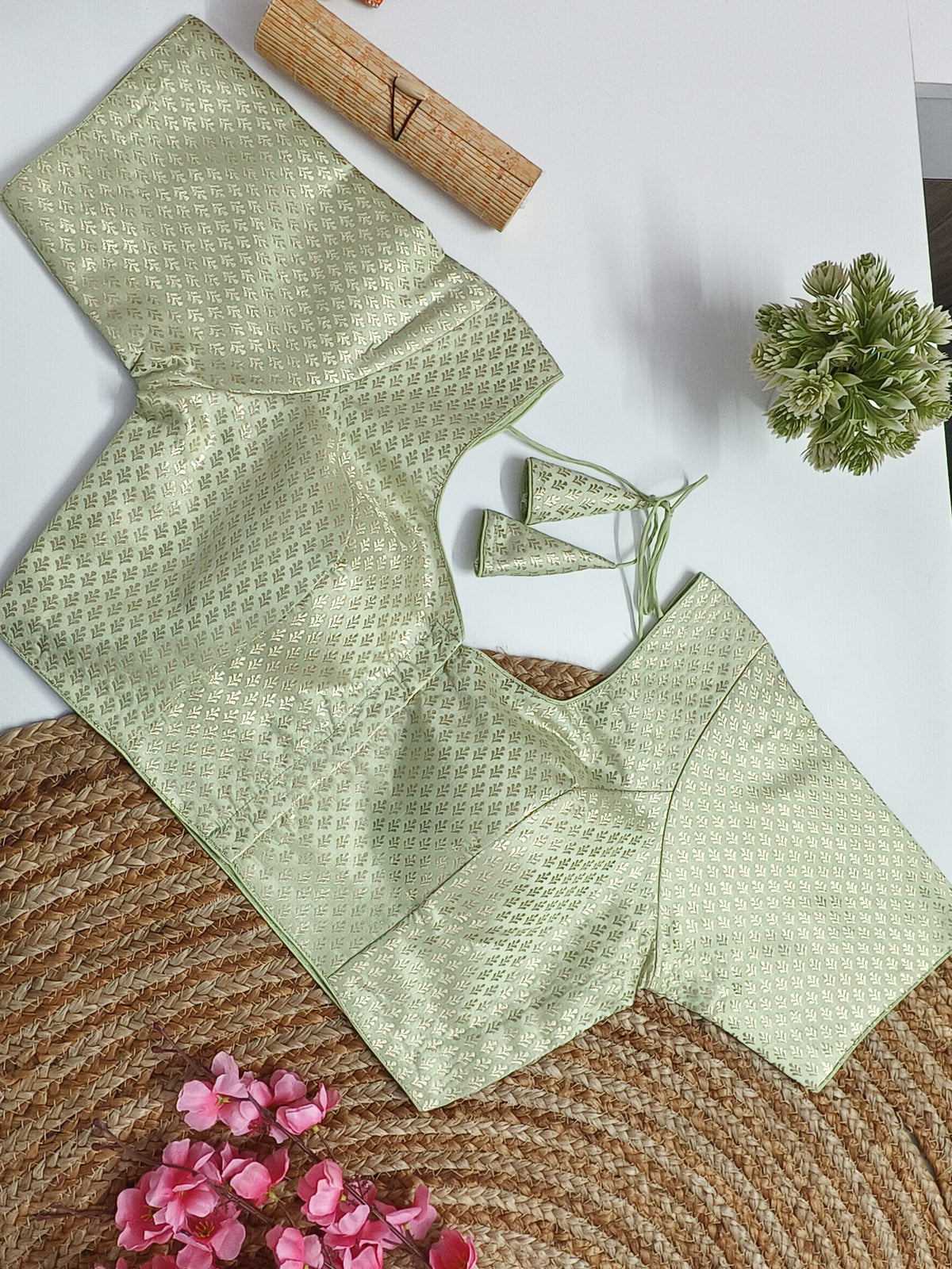 XXL Brocade Blouse