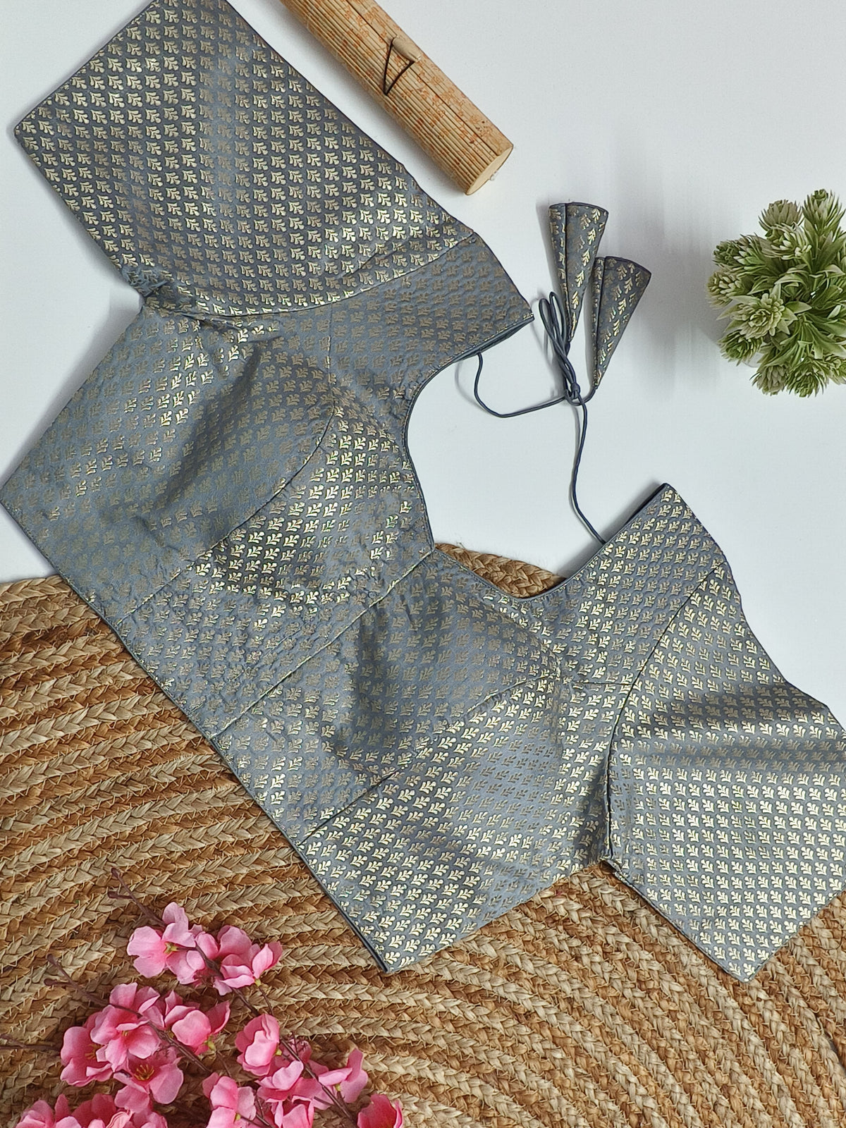 XXL Brocade Blouse