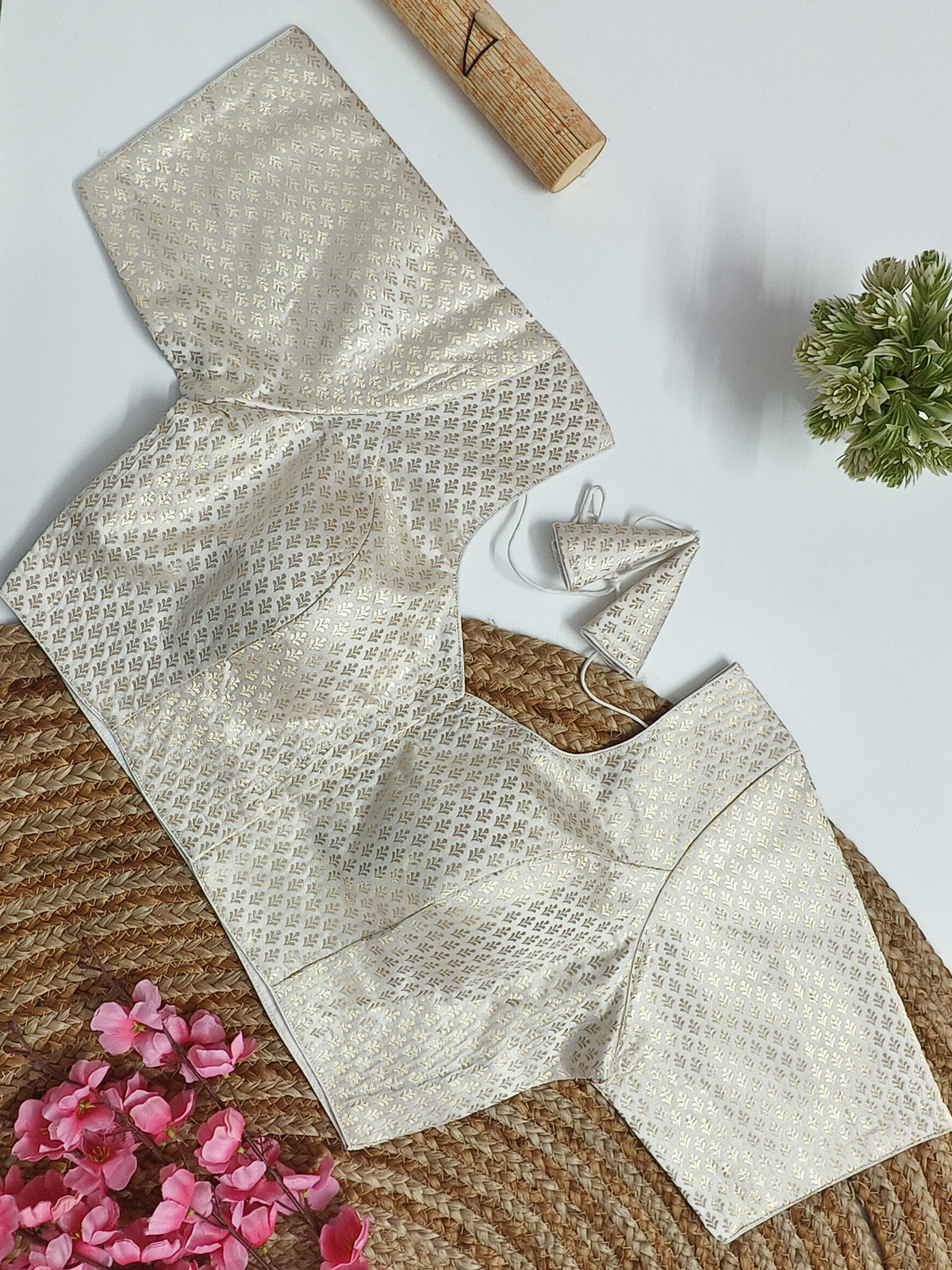 XXL Brocade Blouse